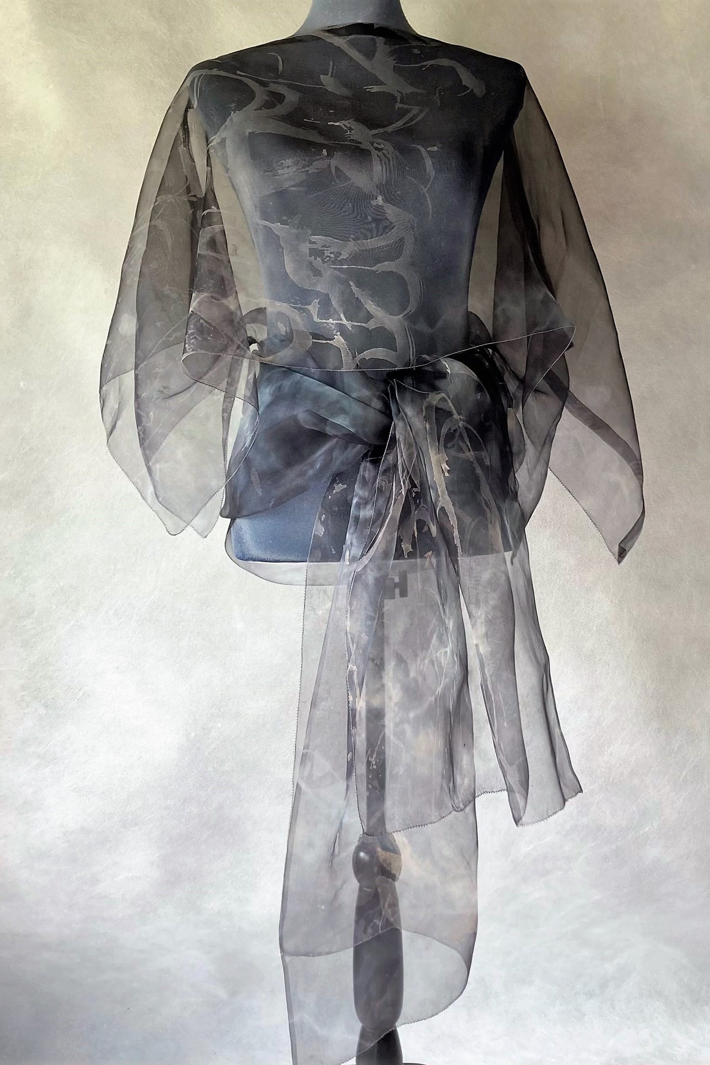 ART KIMONO｜KADUKI（絹被衣）