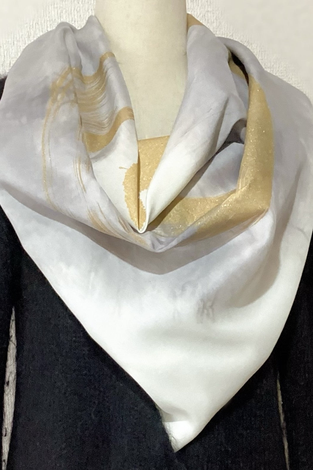 ２８｜ＳＱＵＡＲＥ ＳＣＡＲＶＥＳ＿円相